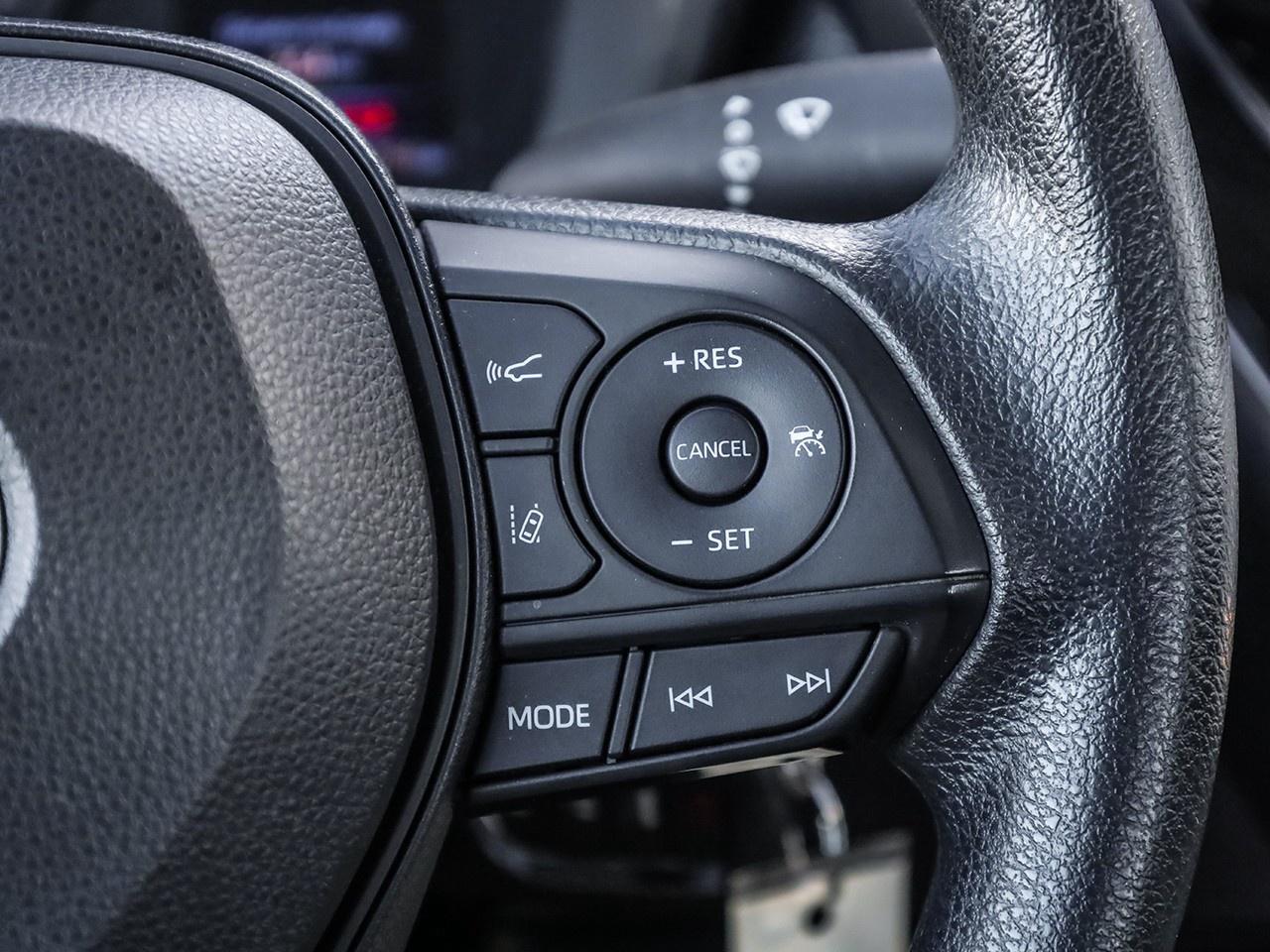 2021 Toyota Corolla L Photo