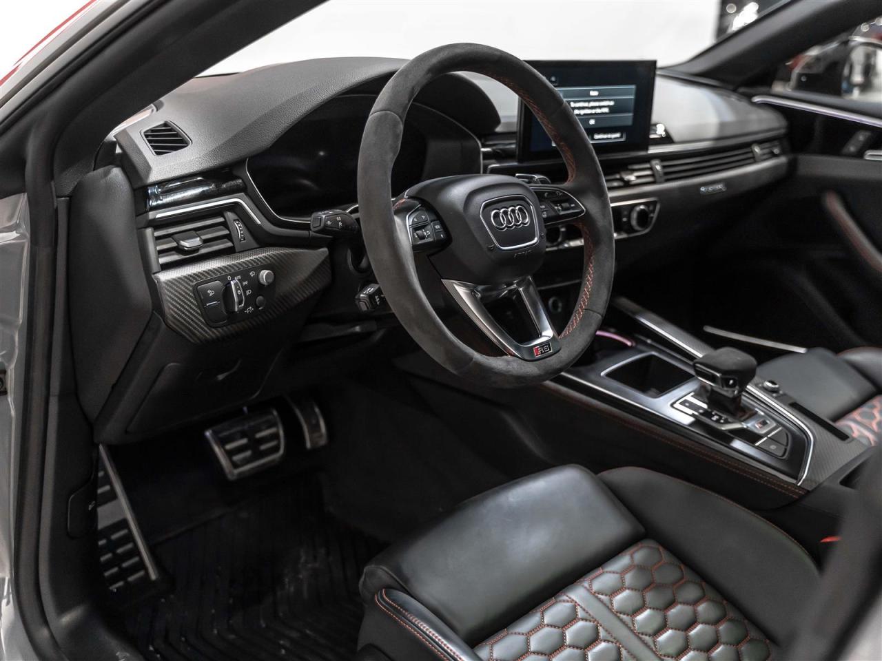 2025 Audi RS 4 SPORTBACK|BLACK OPTIC|HEADS-UP|CARBON|MASSAGE|ADAPT CRUISE Photo4