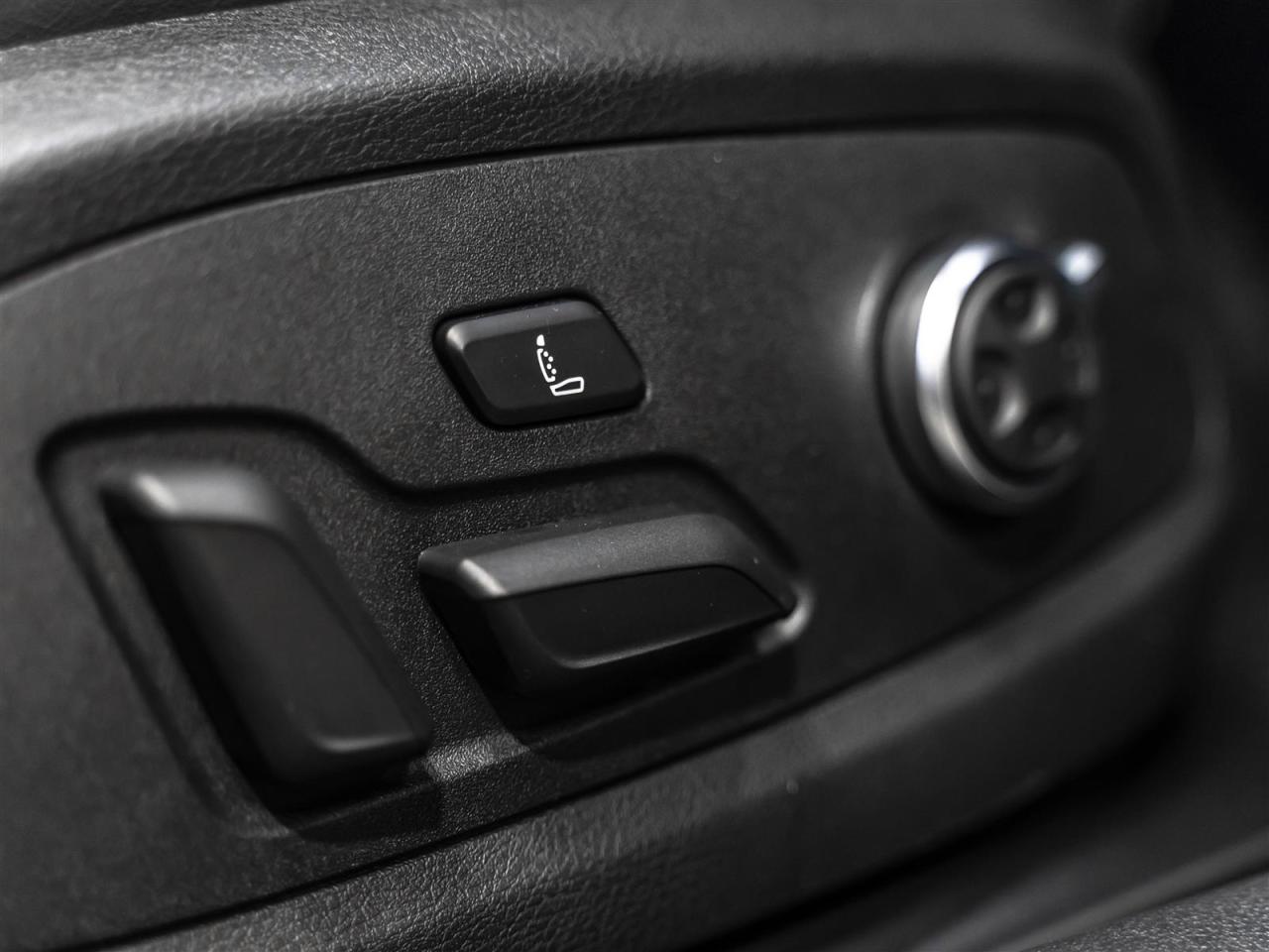 2025 Audi RS 4 SPORTBACK|BLACK OPTIC|HEADS-UP|CARBON|MASSAGE|ADAPT CRUISE Photo