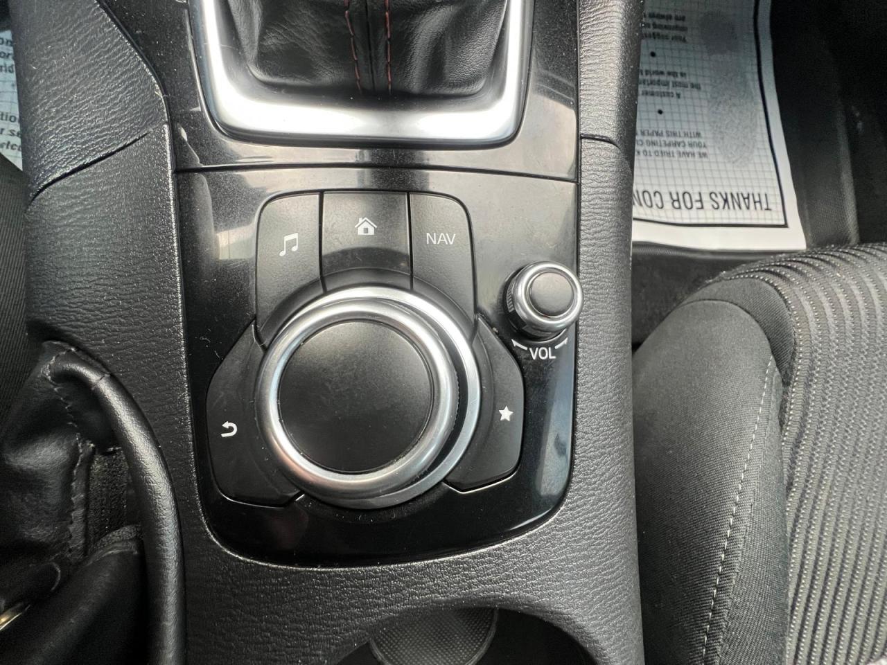 2015 Mazda MAZDA3 GS Photo