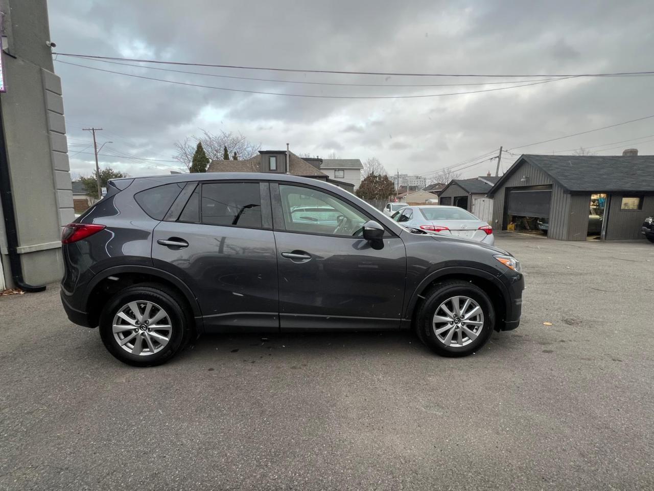 2016 Mazda CX-5 Sport Photo