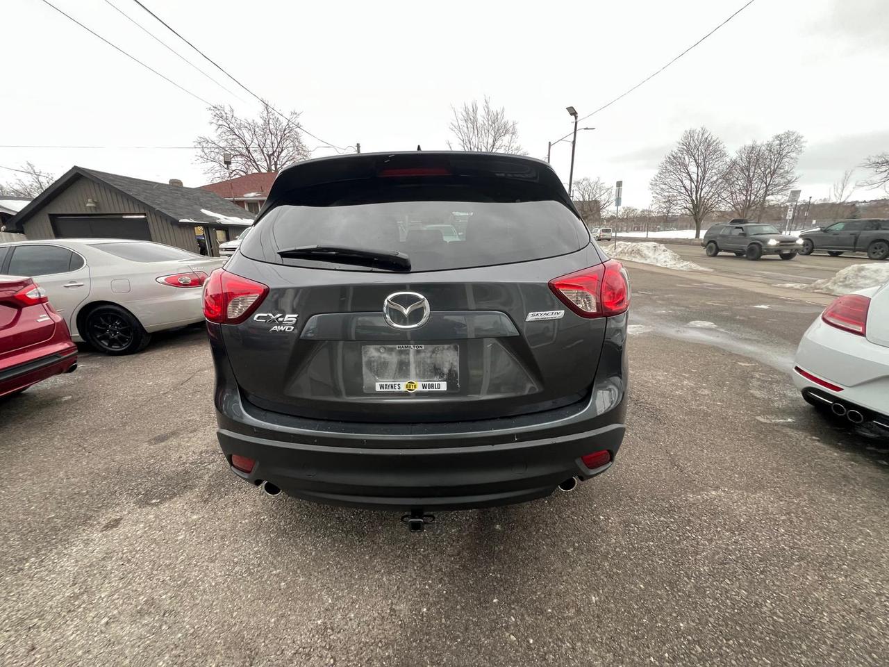 2016 Mazda CX-5 Sport Photo3