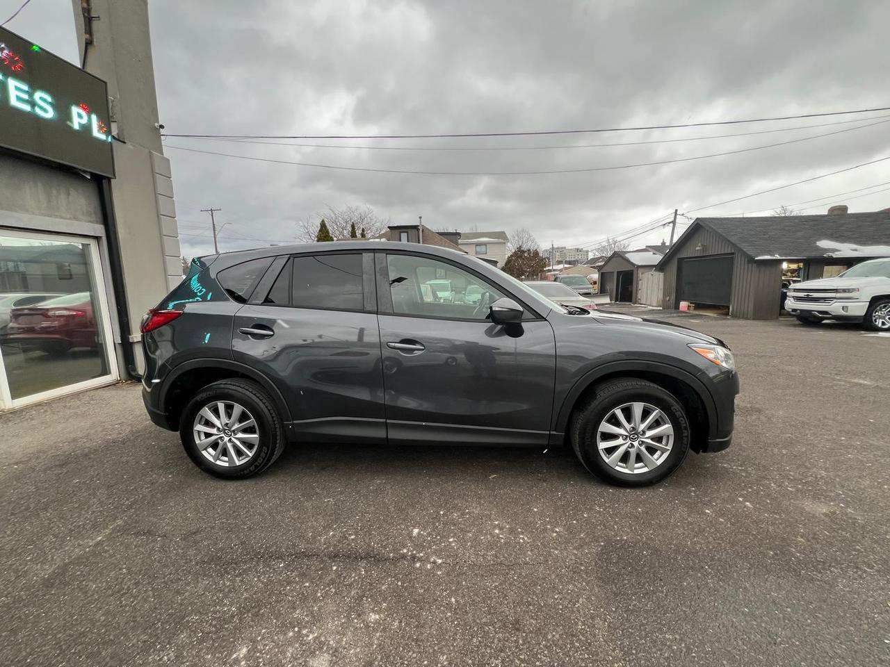 2016 Mazda CX-5 Sport Photo