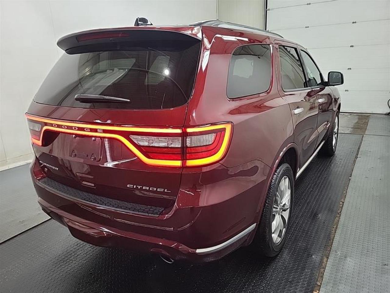 2024 Dodge Durango Citadel AWD Photo2
