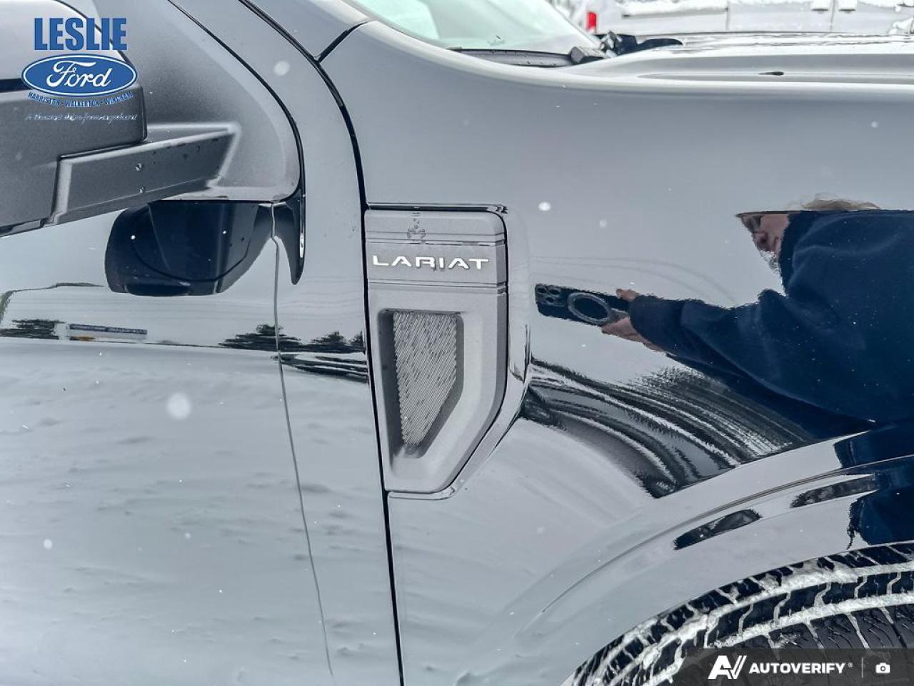 2026 Ford Maverick Lariat SuperCrew Hybrid AWD Photo