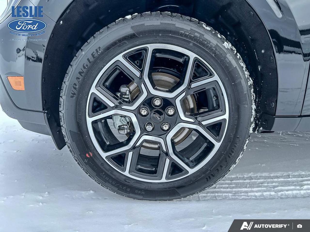 2026 Ford Maverick Lariat SuperCrew Hybrid AWD Photo