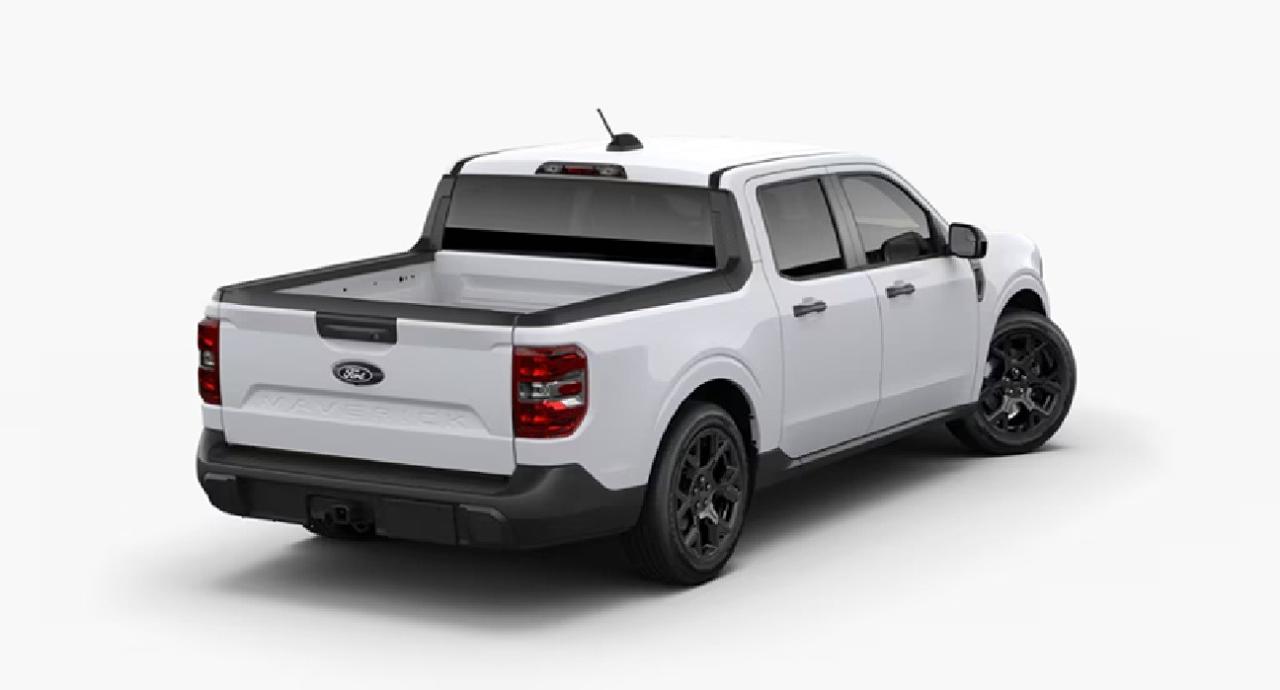 2026 Ford Maverick XLT Supercrew Hybrid AWD Photo2