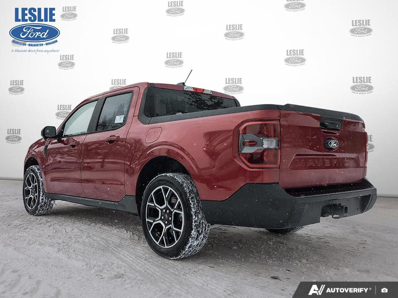 2026 Ford Maverick Lariat SuperCrew Hybrid AWD Photo3