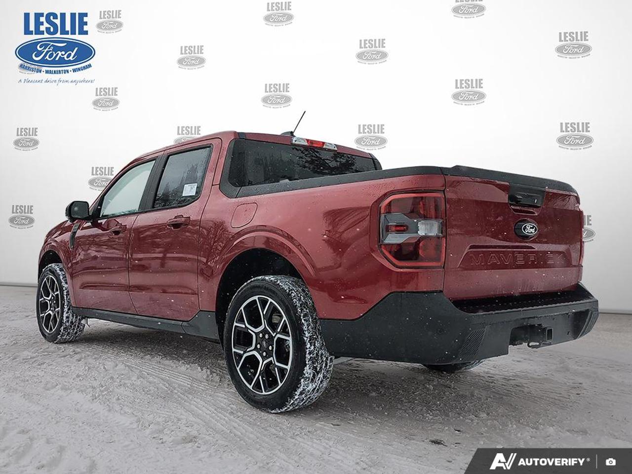 2026 Ford Maverick Lariat SuperCrew Hybrid AWD Photo3