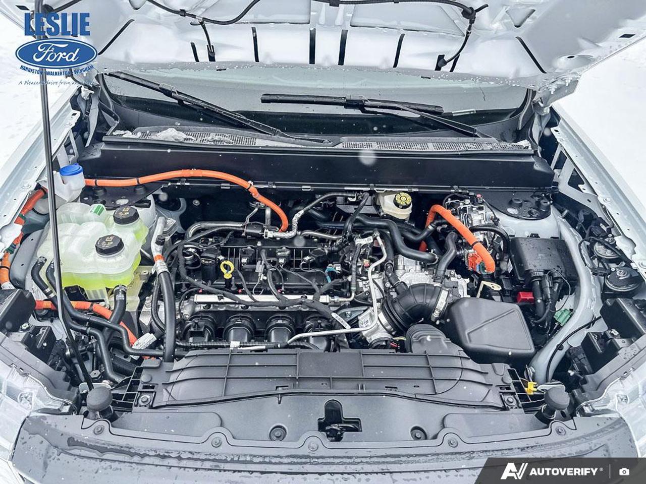 2026 Ford Maverick Lariat SuperCrew Hybrid AWD Photo