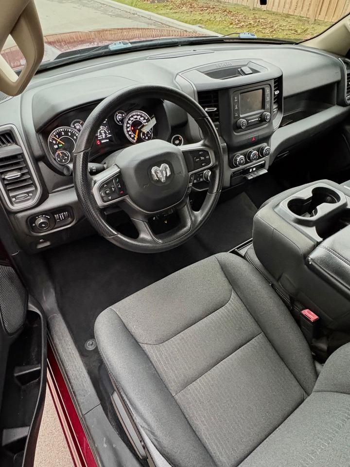 2019 RAM 1500 Crew cab 4x4 6’4 box - Photo #10