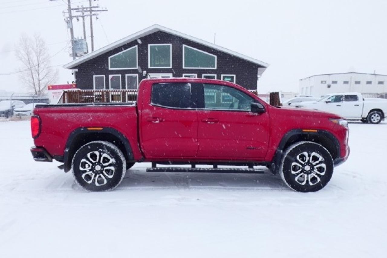 2024 GMC Canyon AT4 w/Htd L, S/R, NAV, BUC - Photo #5