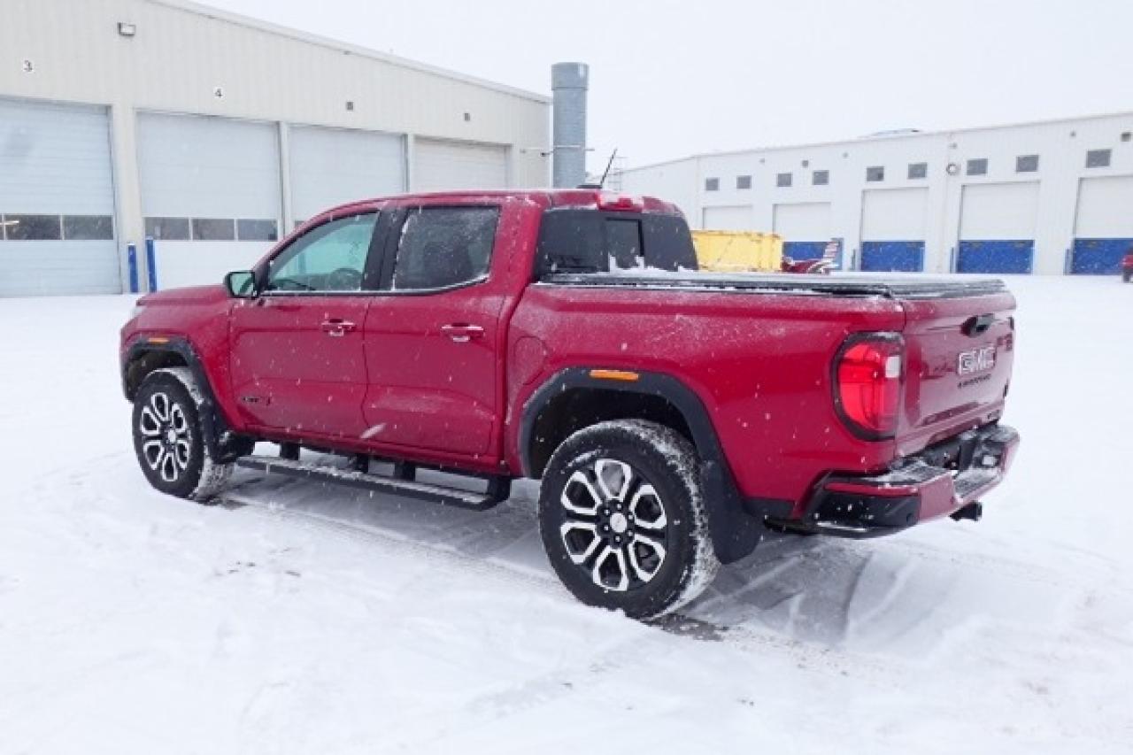 2024 GMC Canyon AT4 w/Htd L, S/R, NAV, BUC - Photo #8