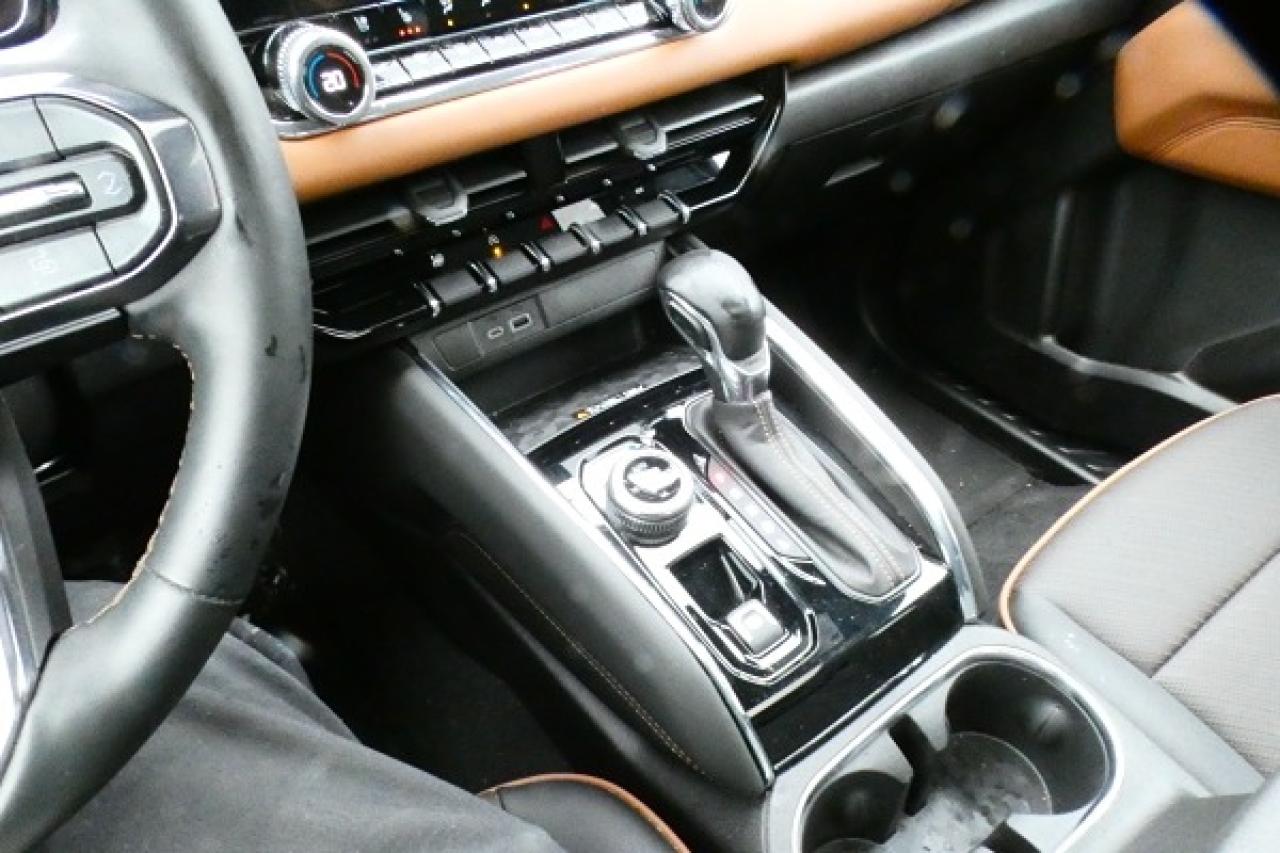 2024 GMC Canyon AT4 w/Htd L, S/R, NAV, BUC - Photo #16