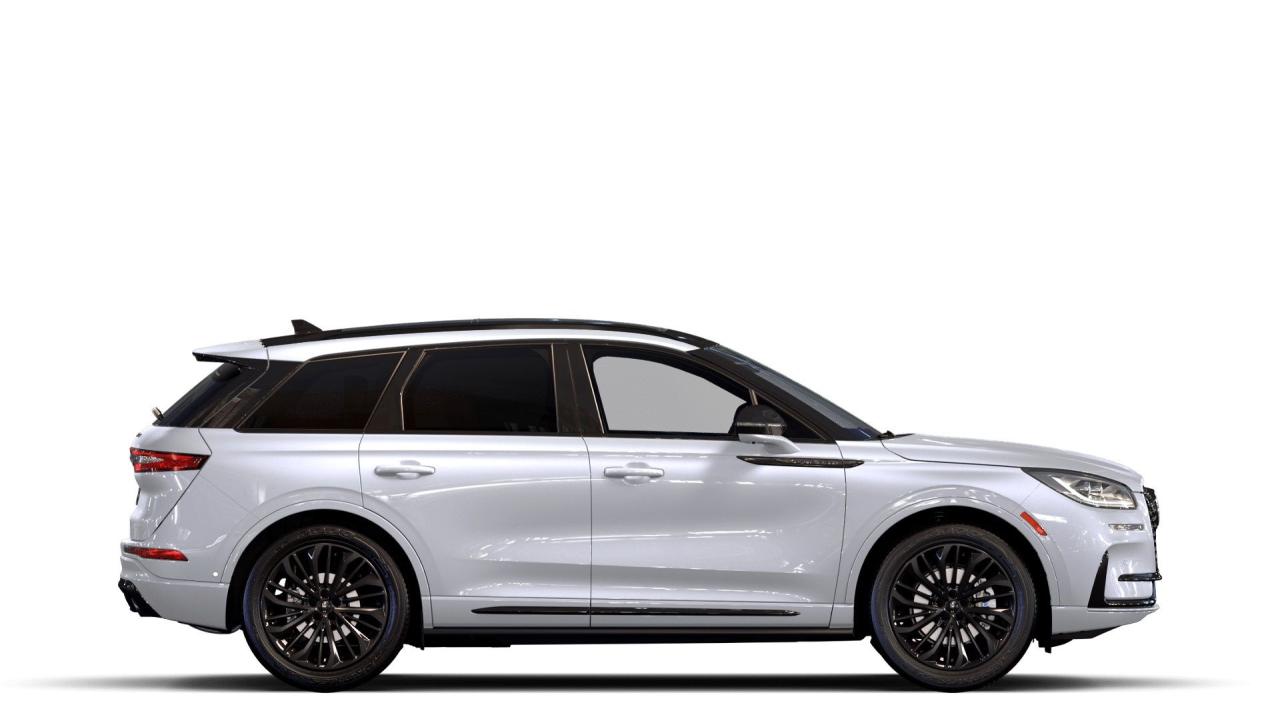 2026 Lincoln Corsair RESERVE AWD, JET BLACK APPEARANCE, VISTA ROOF Photo4