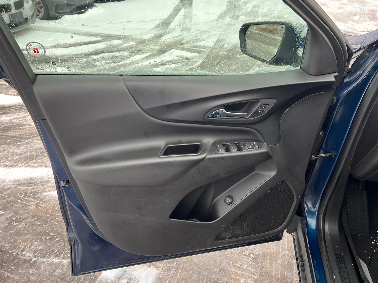 2021 Chevrolet Equinox LT Photo