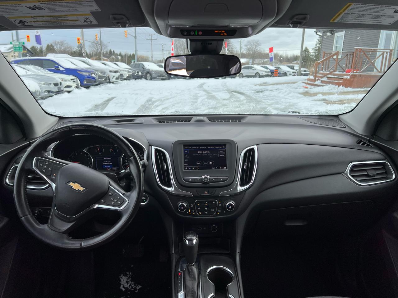 2021 Chevrolet Equinox LT Photo