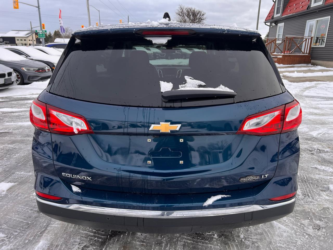 2021 Chevrolet Equinox LT Photo3