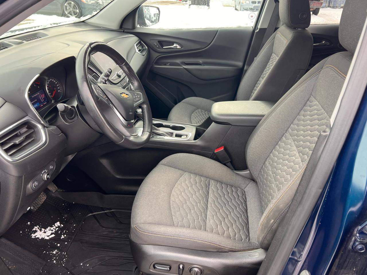 2021 Chevrolet Equinox LT Photo