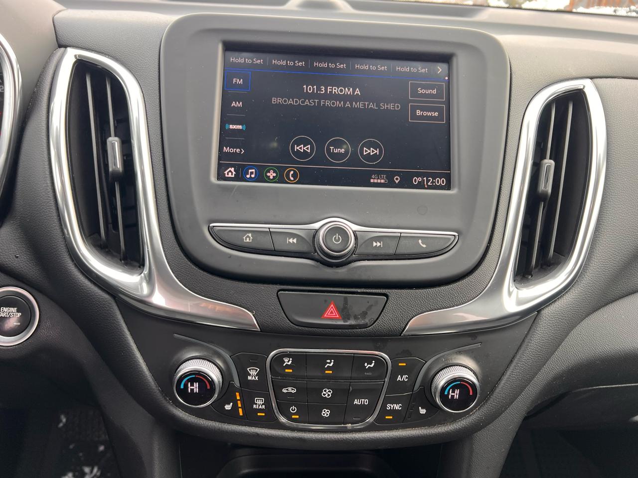 2021 Chevrolet Equinox LT Photo