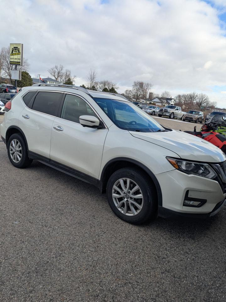 2017 Nissan Rogue S - Photo #2