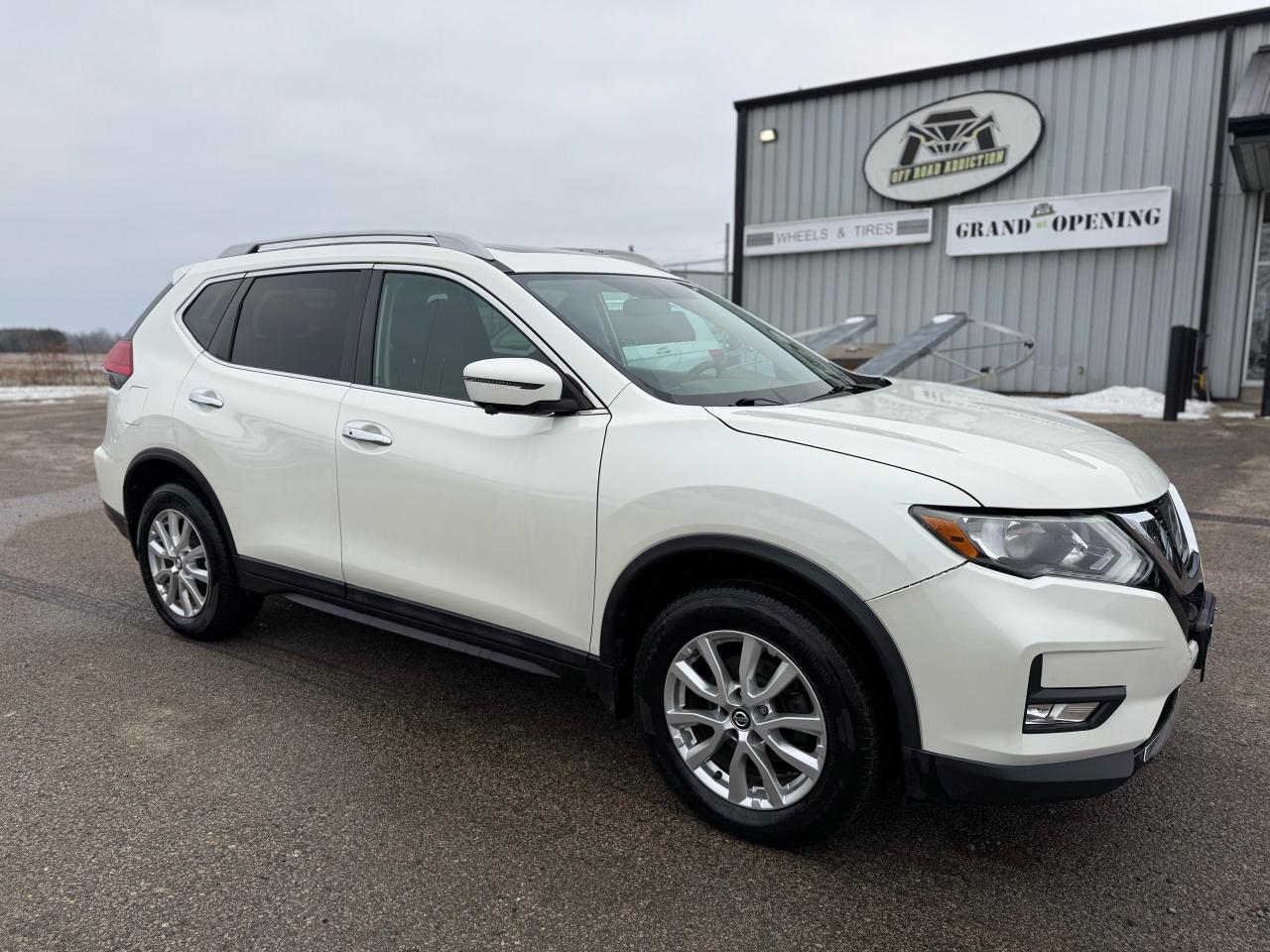 2017 Nissan Rogue S Photo