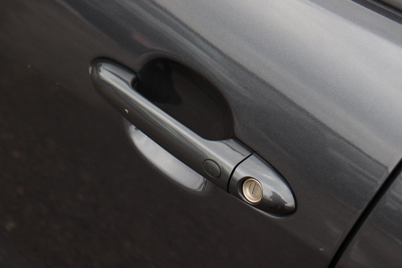 2016 Kia Rio EX | Auto | Leather | Sunroof | Nav | Cam | Alloys Photo54