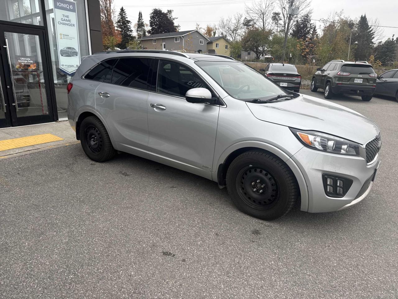 2017 Kia Sorento SX | V6 | AWD | 7 Seater | Leather | Pano Roof ++ Photo19
