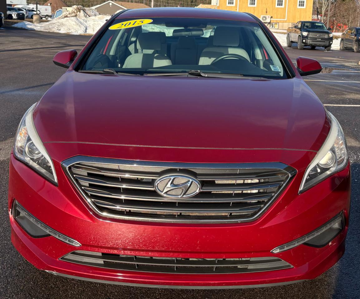 2015 Hyundai Sonata SE Photo