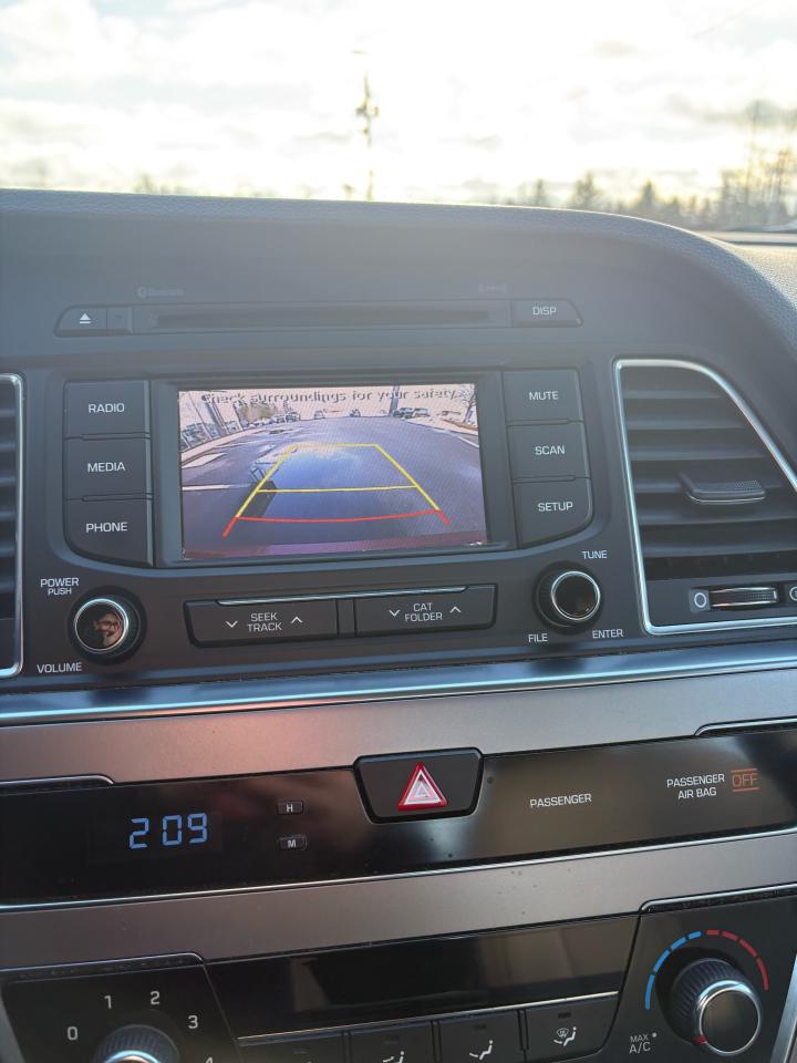 2015 Hyundai Sonata SE Photo