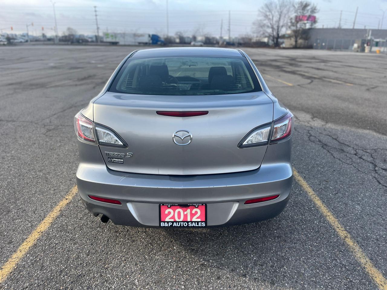 2012 Mazda MAZDA3 4dr Sdn Auto GX Photo