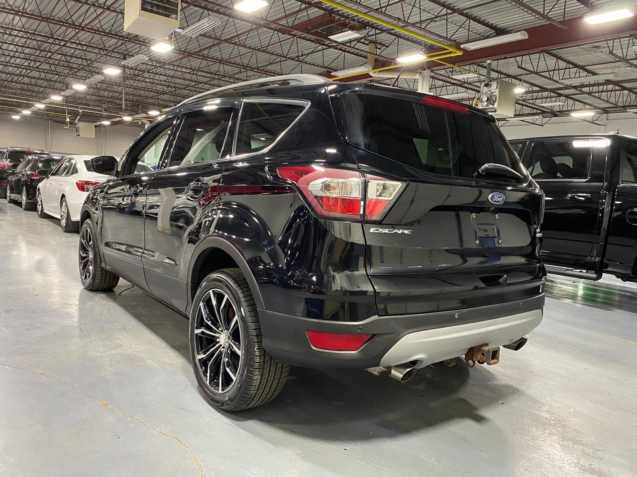 2017 Ford Escape 4WD 4dr SE Photo2