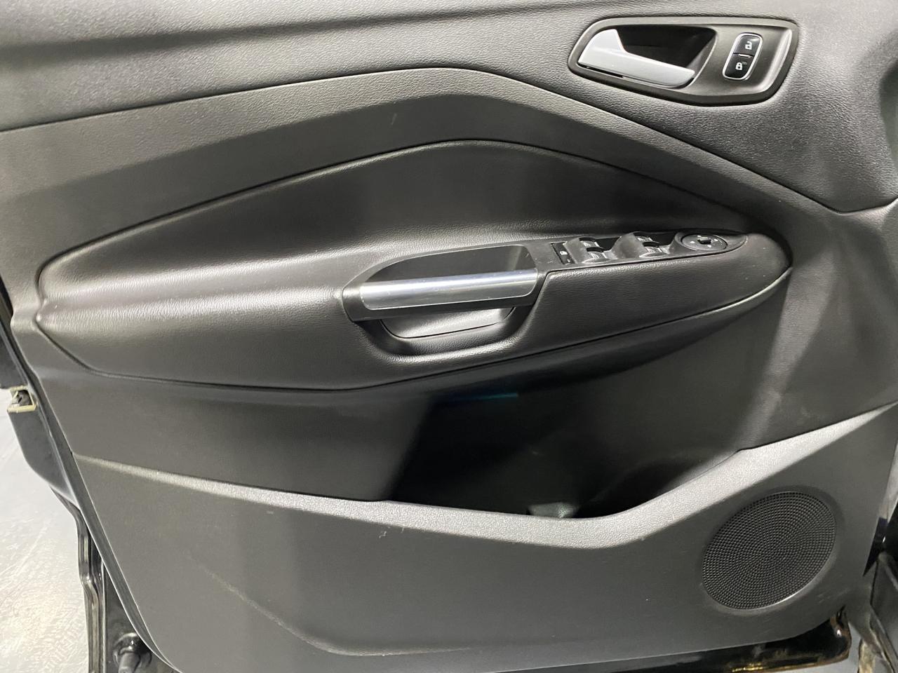 2017 Ford Escape 4WD 4dr SE - Photo #11