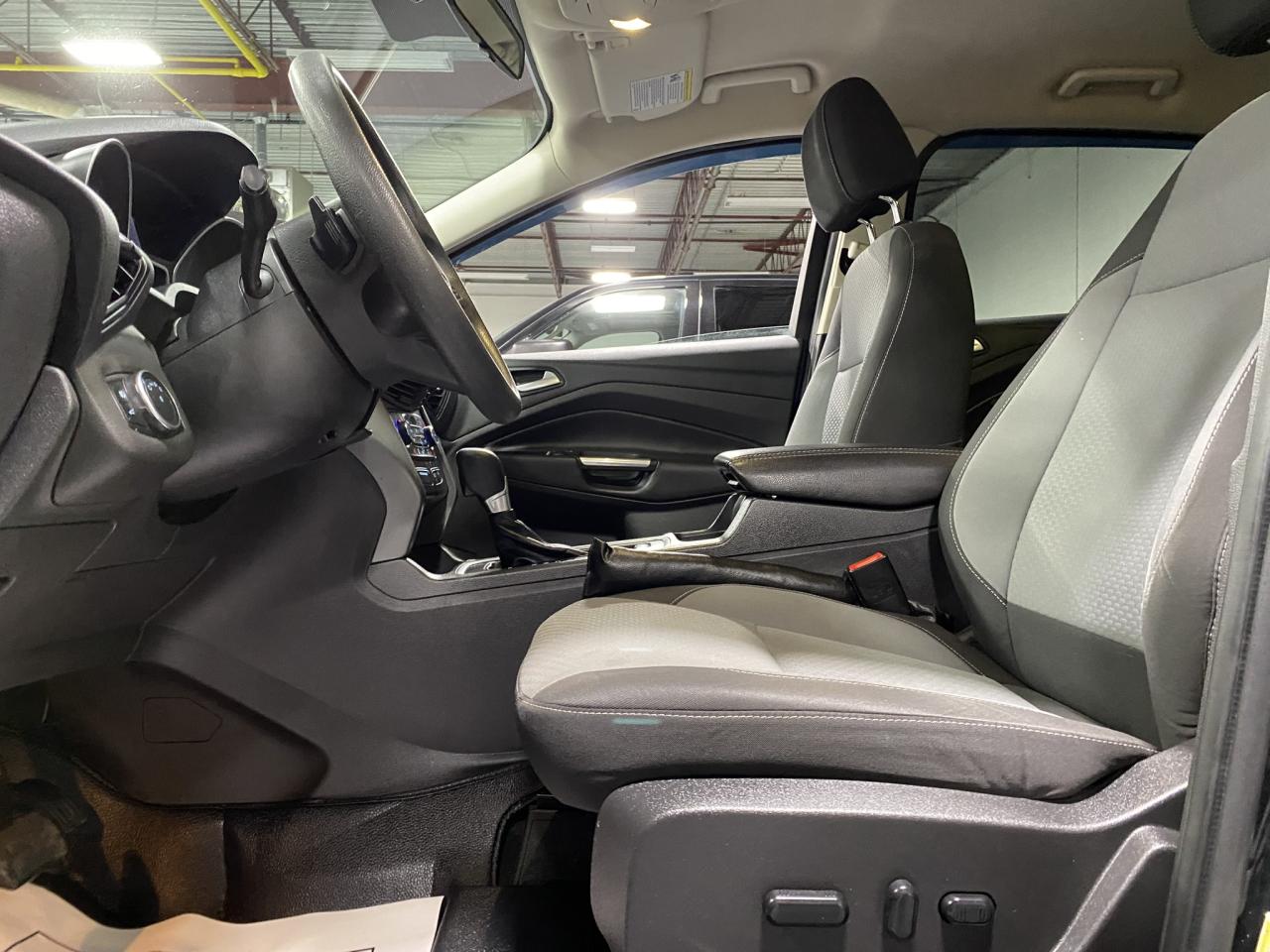 2017 Ford Escape 4WD 4dr SE - Photo #12