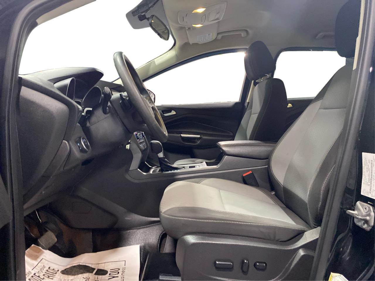 2017 Ford Escape 4WD 4dr SE Photo