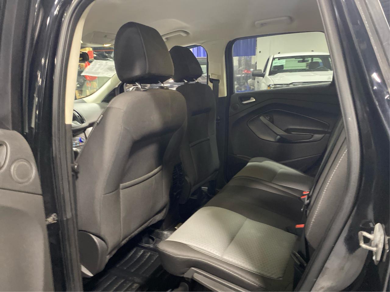 2017 Ford Escape 4WD 4dr SE Photo