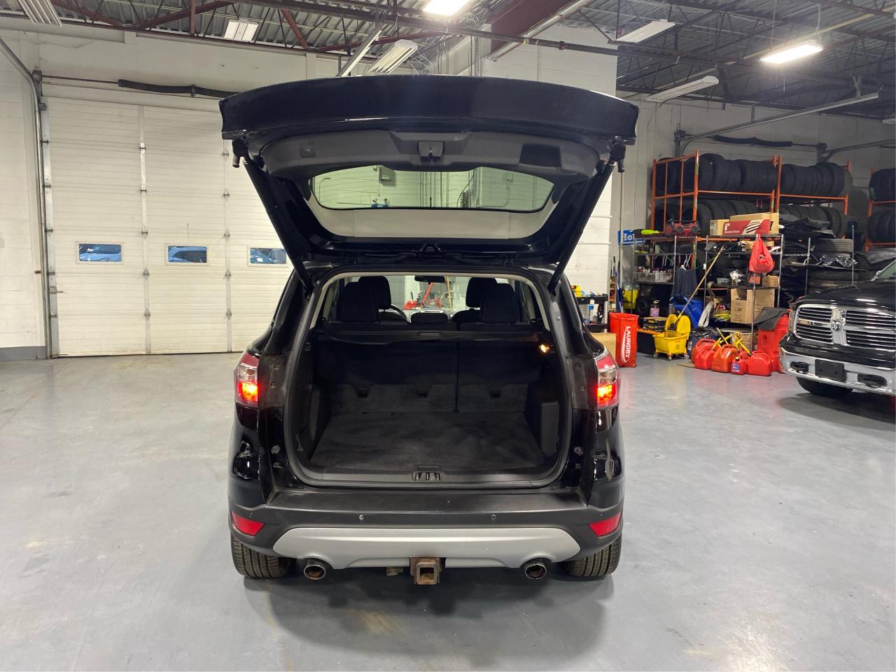 2017 Ford Escape 4WD 4dr SE Photo