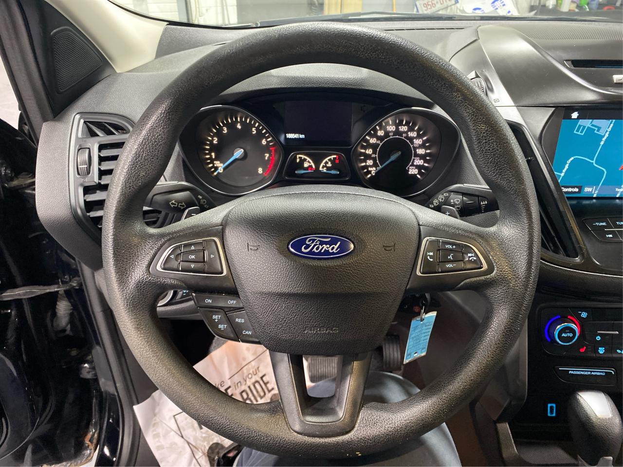 2017 Ford Escape 4WD 4dr SE Photo
