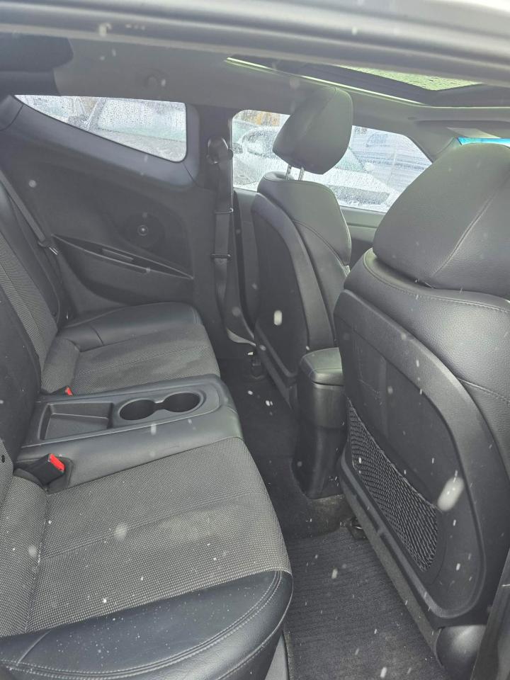 2014 Hyundai Veloster w/Tech - Photo #8