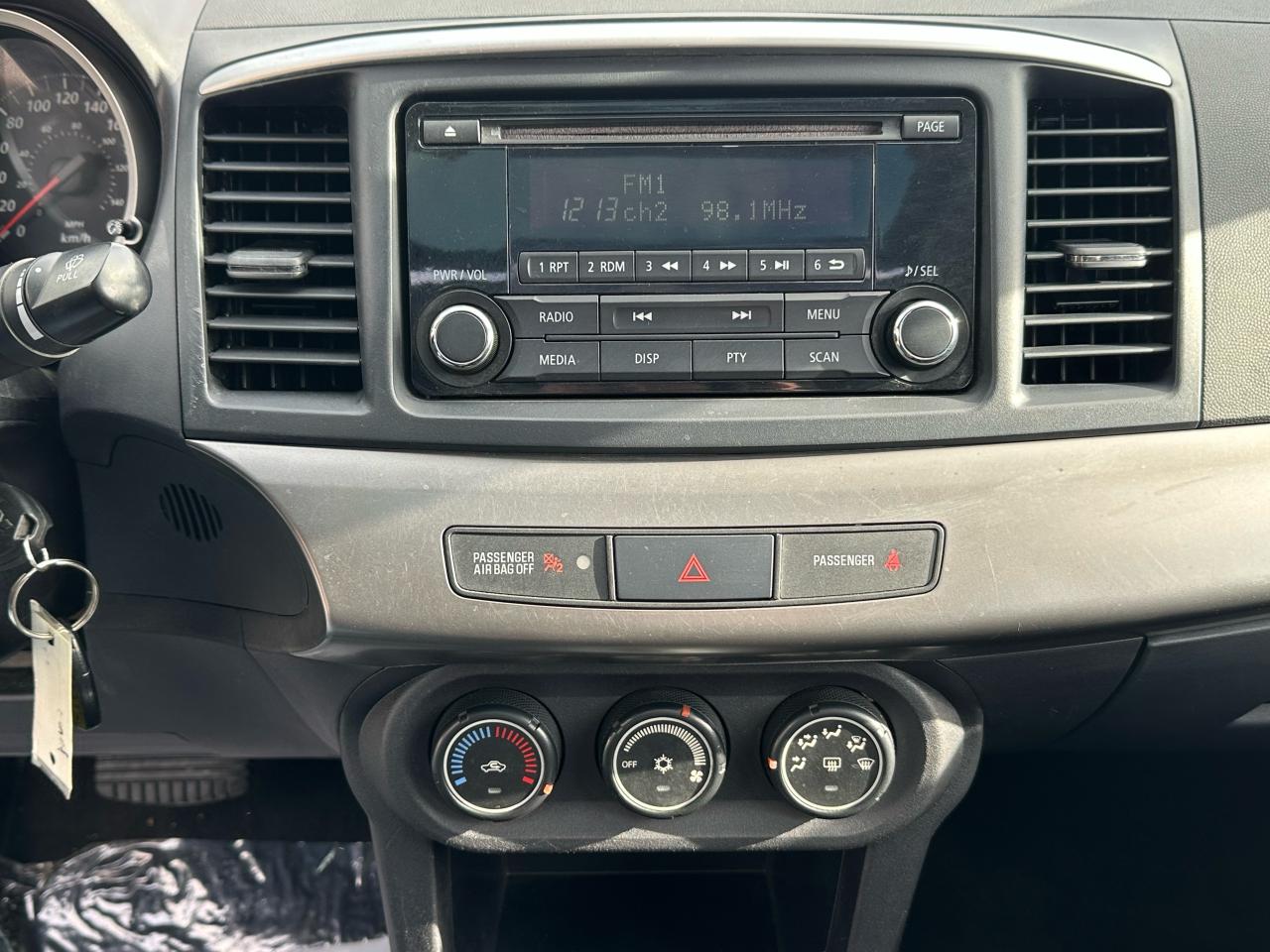 2014 Mitsubishi Lancer SE - Photo #13