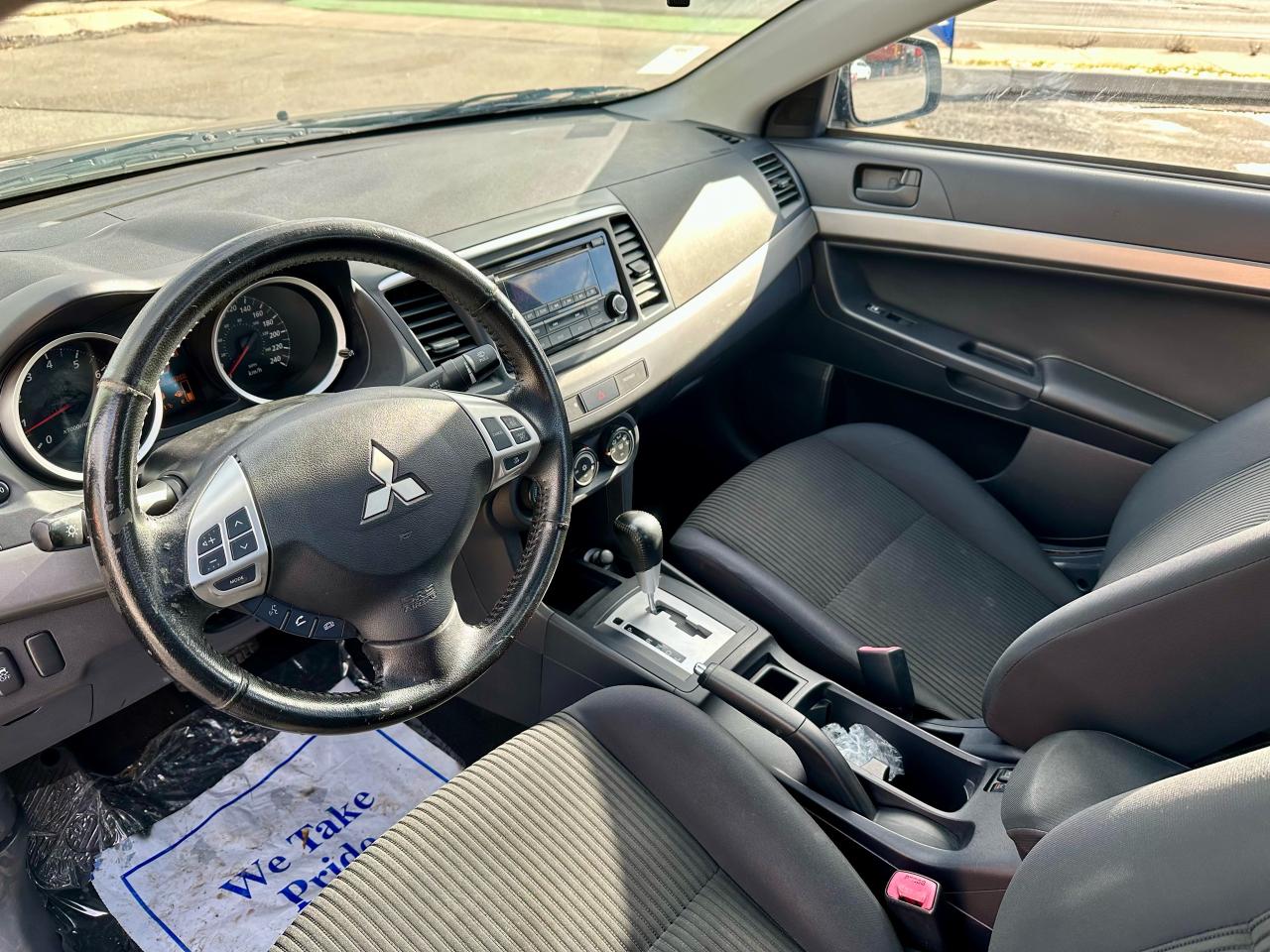 2014 Mitsubishi Lancer SE - Photo #6