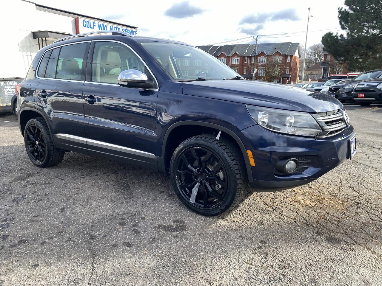 2014 Volkswagen Tiguan No Accidents/Highline/Leather/Panoroof/Navi/Camera Photo3