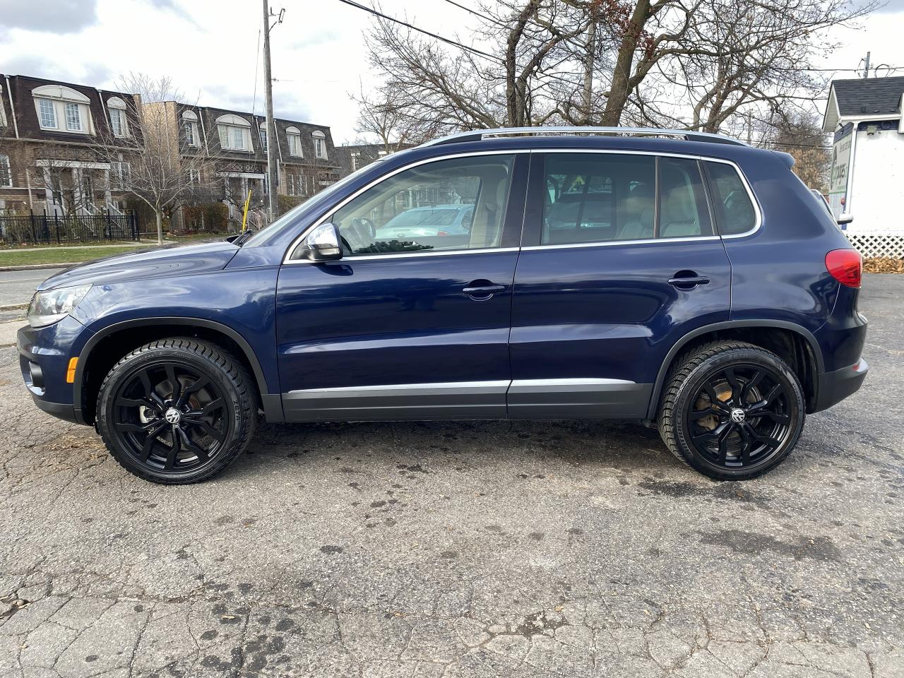 2014 Volkswagen Tiguan No Accidents/Highline/Leather/Panoroof/Navi/Camera - Photo #2