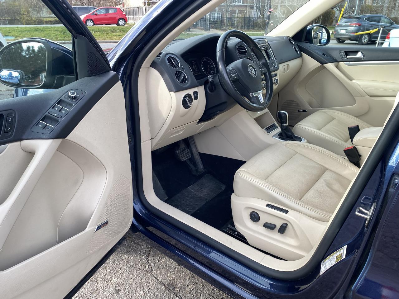 2014 Volkswagen Tiguan No Accidents/Highline/Leather/Panoroof/Navi/Camera - Photo #11