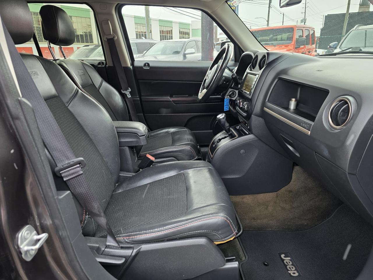2016 Jeep Patriot 4WD 75th Anniversary Photo