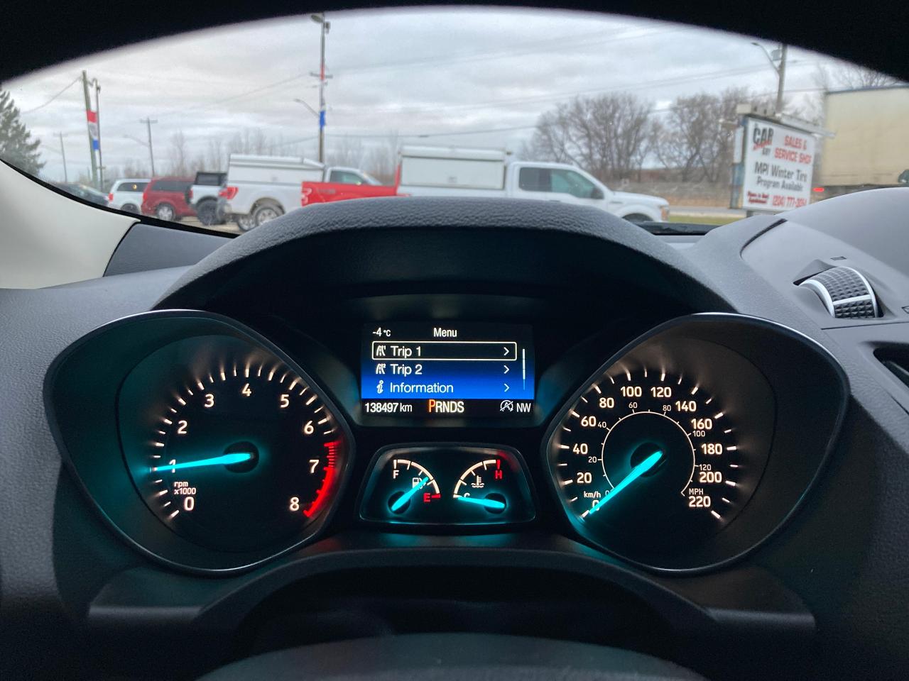 2018 Ford Escape SE 4WD - Photo #17