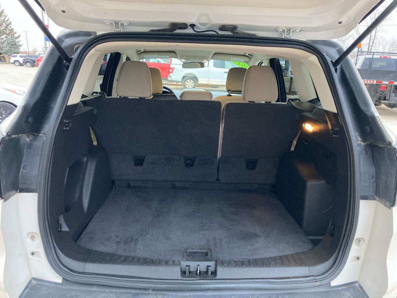 2018 Ford Escape SE 4WD - Photo #5