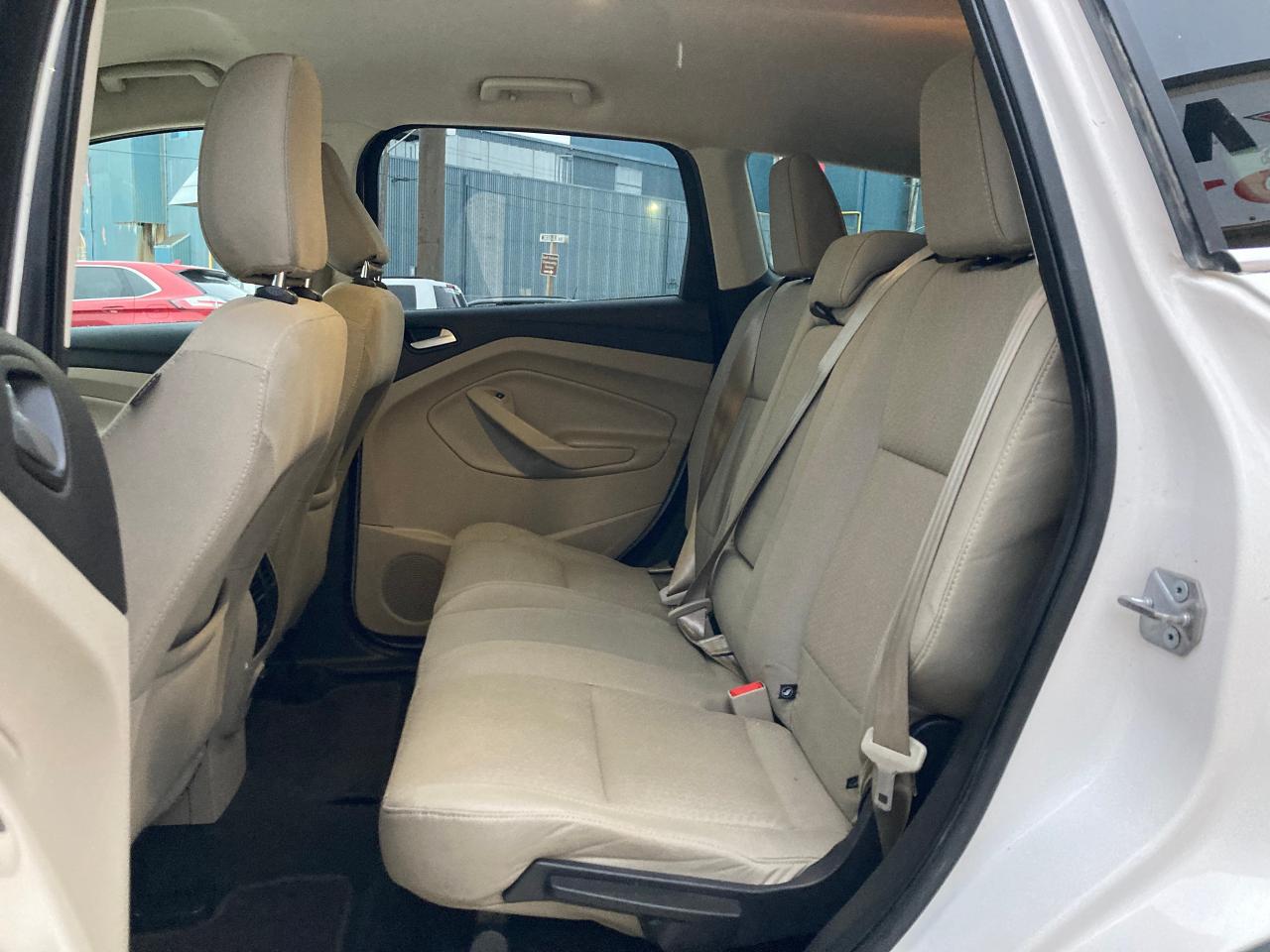 2018 Ford Escape SE 4WD - Photo #11