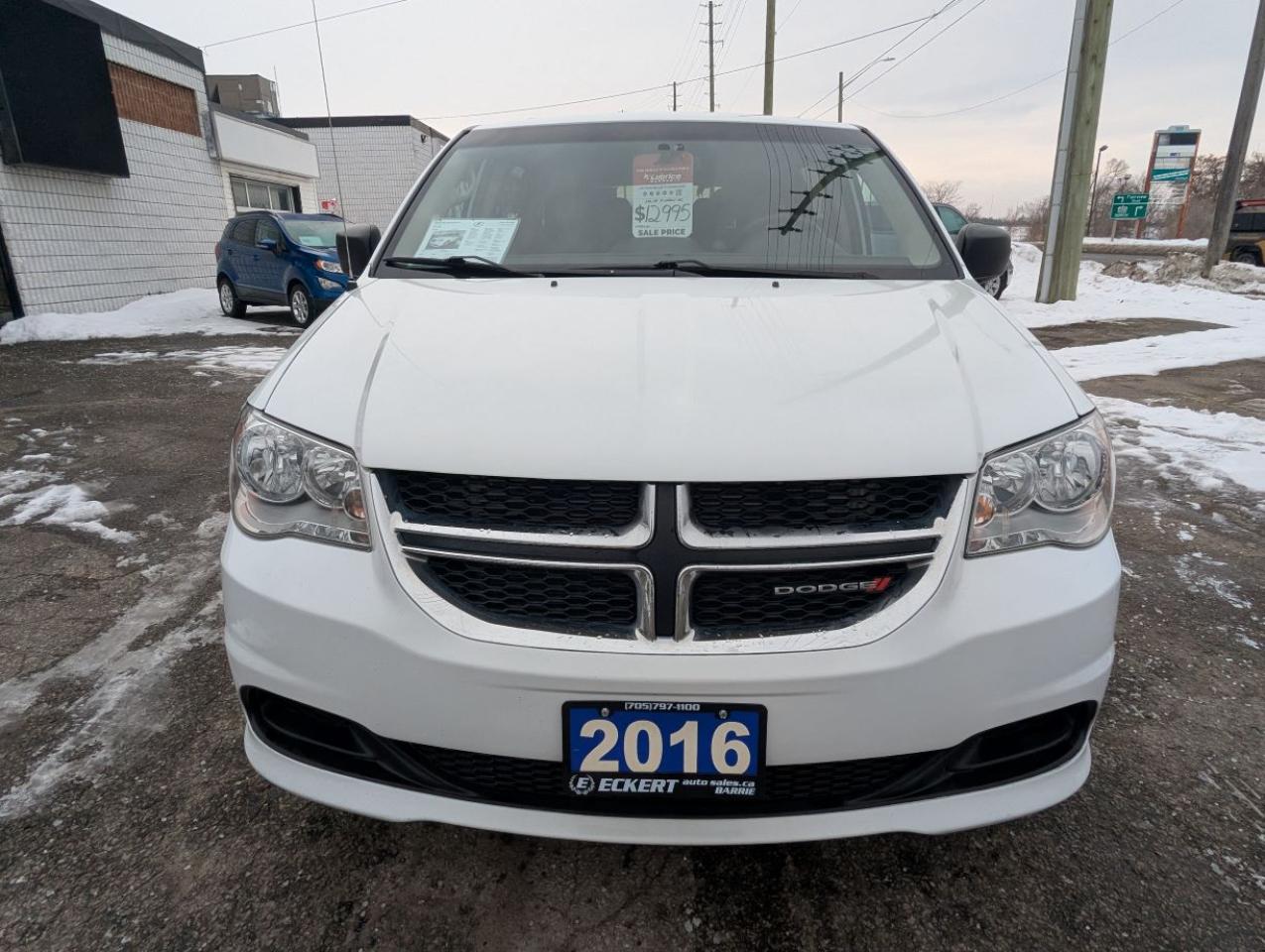2016 Dodge Grand Caravan SXT WITH FULL STOW-N-GO!! Photo