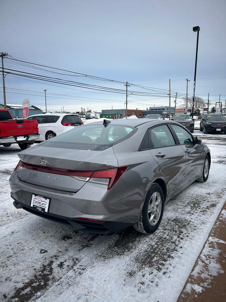 2023 Hyundai Elantra Essential Photo